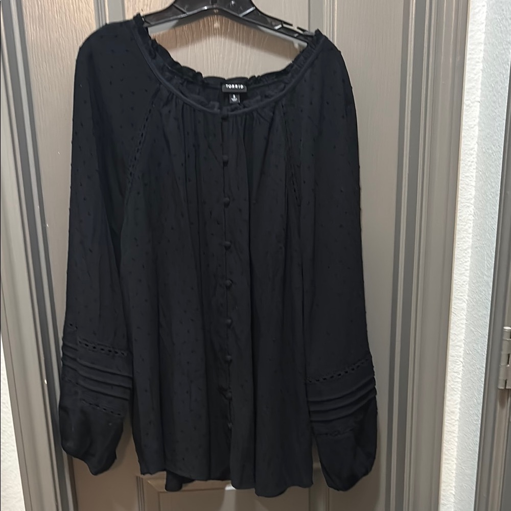Black Long Sleeved Women's Top
